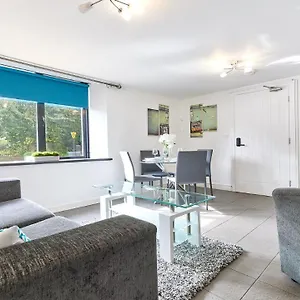 Apartment Host & - Portland Road