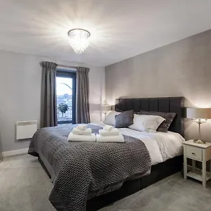 Apartment 118 Baltic Quay